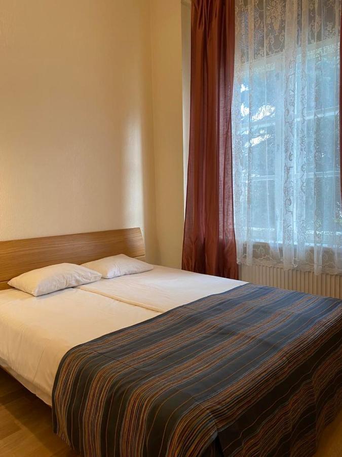 Aquamarine Hotel - Lauluvaeljak Ταλίν Εξωτερικό φωτογραφία
